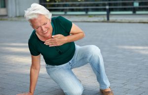 AVC et personnes âgées : symptômes et IRM réelle des lésions Accidents vasculaires cérébraux