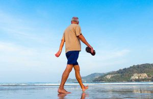 Jambes lourdes : que faire, quels remèdes pour les traiter ? jambes lourdes personnes âgées